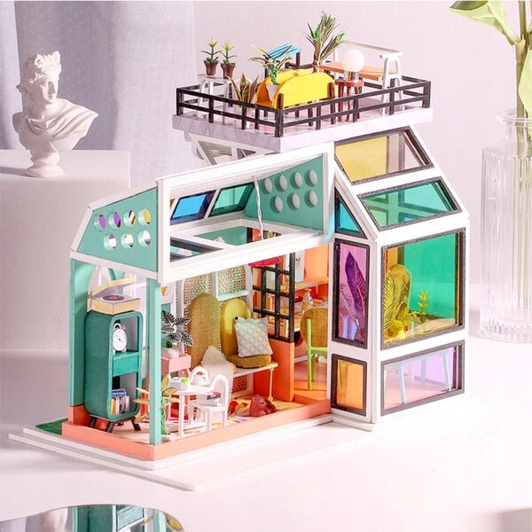 Dollhouse Habarri 001 14 cm con LED e giardino sul tetto in legno per bambini 7+