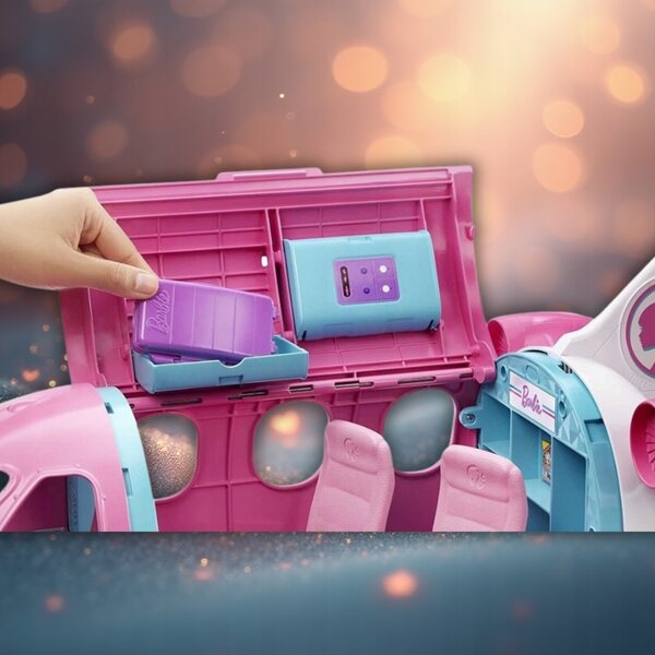 Barbie Dreamhouse Samolot 2in1 mit Puppe und Deko-Accessoires
