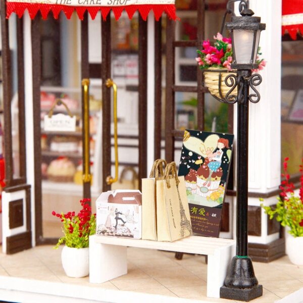 Habarri Puppenhaus mit LED – Pariser Bäckerei, Bausatz 7+