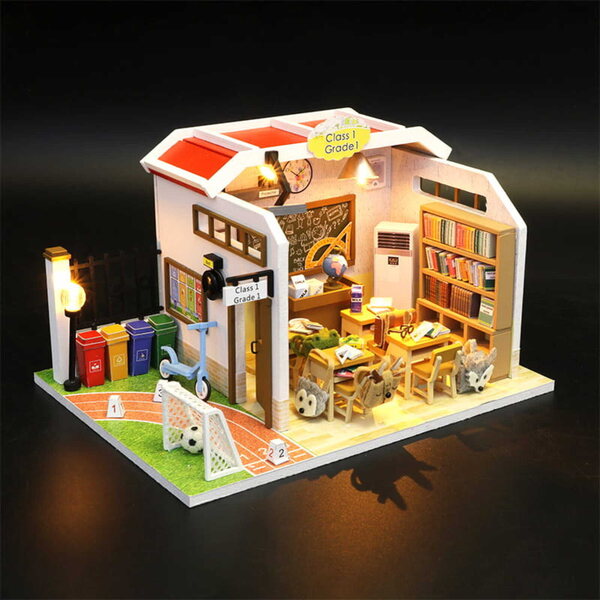 DIY Habarri 13,5 cm Puppenhaus mit Lichteffekten und Holzset