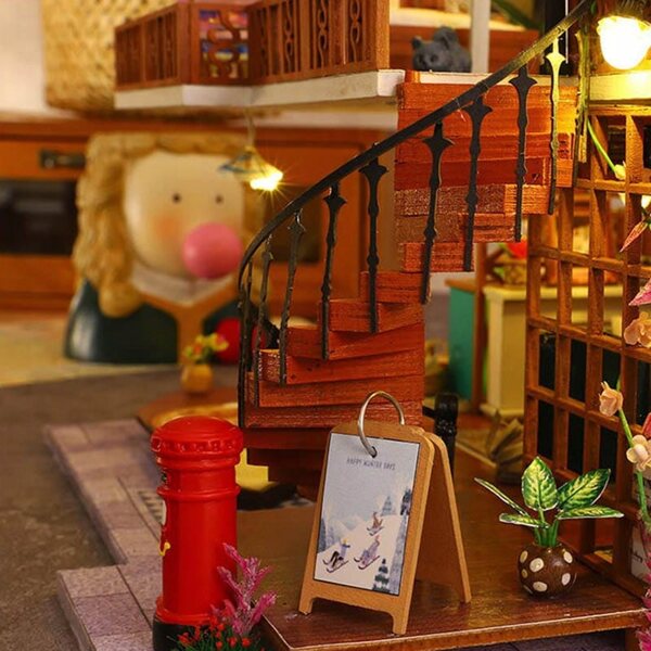 Miniatura Casa Vintage Retro con Pianoforte - Kit Fai da Te per Bambini 7+