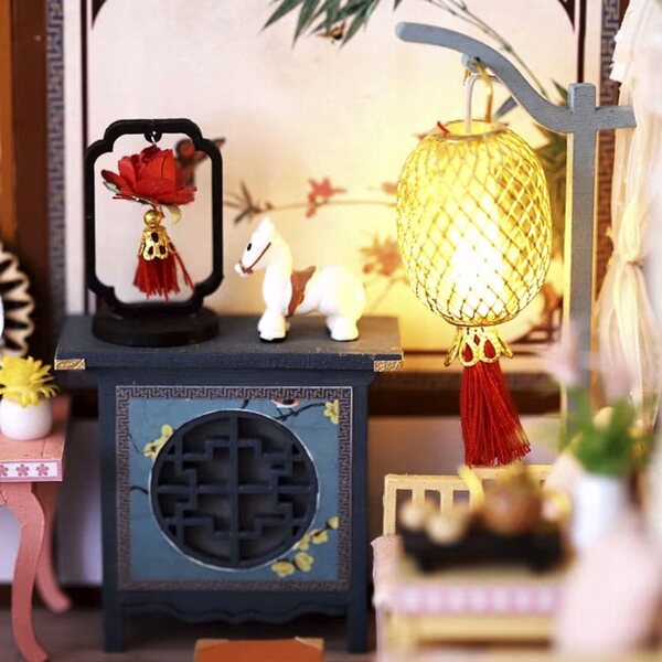Miniatura Casa Sala Relax Pomeridiana Asia con Luci LED e Dettagli Orientali