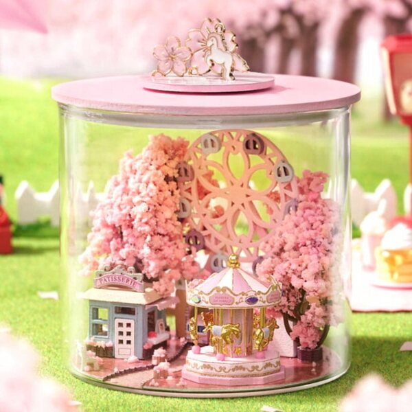 Habarri Sakura Puppenhaus-Miniaturen mit LED – Montageset 10 cm