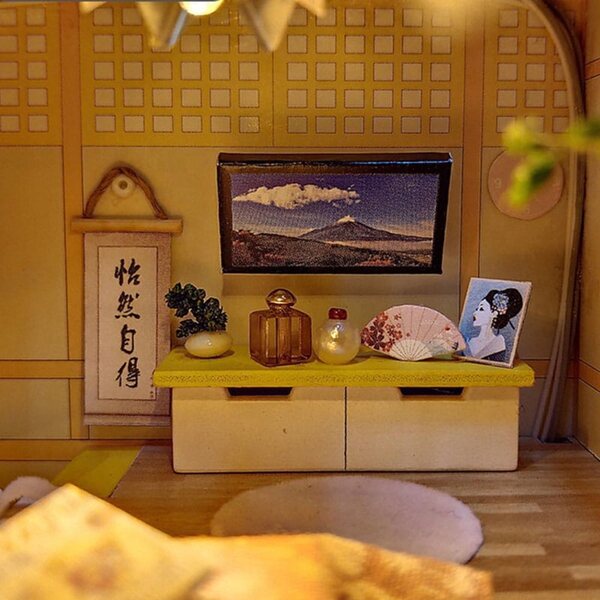 Dollhouse Habarri 01 in legno con luci LED, miniatura dettagliata 19 cm