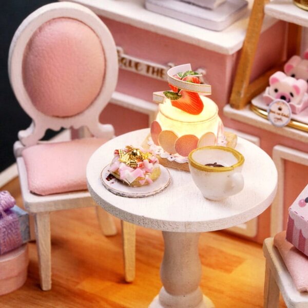 Doll House Habarri Mini Cukiernia in Legno con LED per Bambini 7+