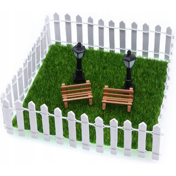 Mini-dekorativer Puppenhausgarten mit detailliertem Zubehör