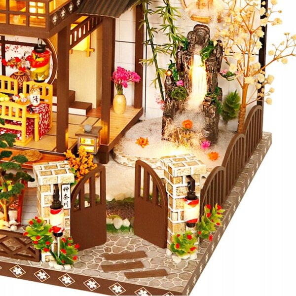 Habarri Eternal Spring Palace Puppenhaus mit LED-Beleuchtung und Zubehör