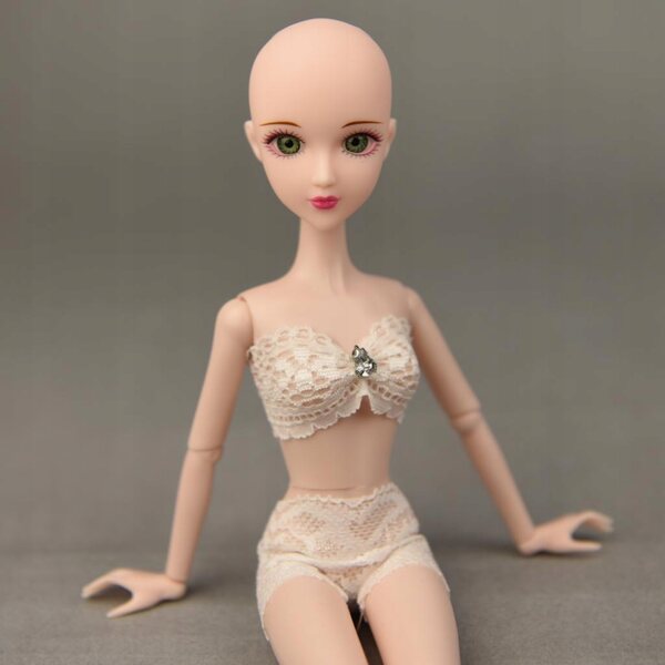 1/6 BJD-Kopf für bewegliche Puppen mit grünen Augen und lebendigem Haar