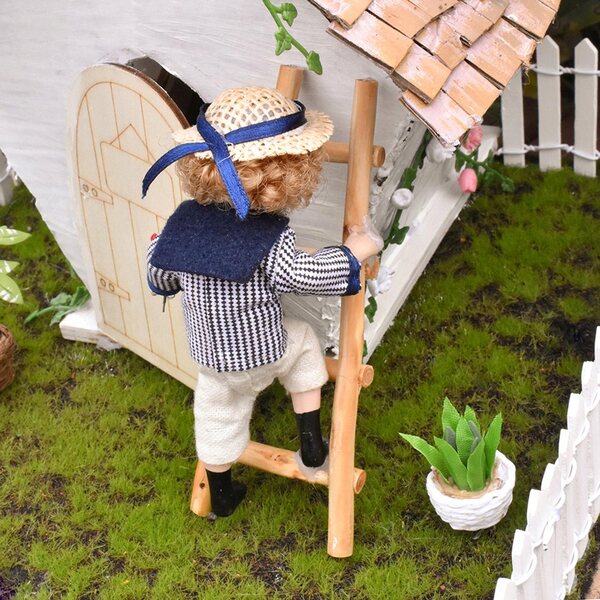 Mini-Drabina aus Holz 1:12 für Puppenhausdekorationen und Zubehör