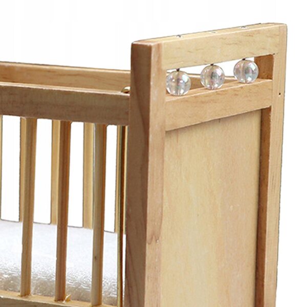Letto miniatura in legno per casa delle bambole scala 1:12, design vintage