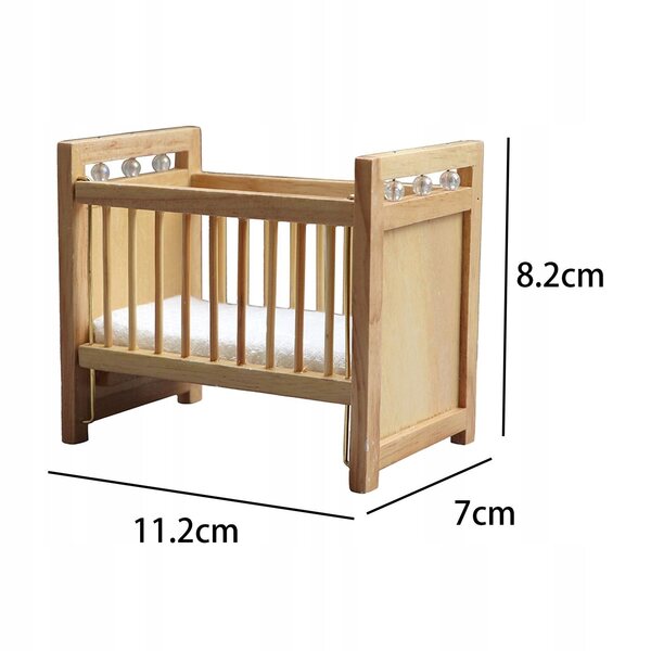 Letto miniatura in legno per casa delle bambole scala 1:12, design vintage