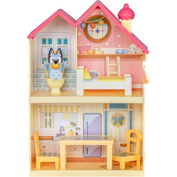 Blaues kleines Familienhaus mit 1 hölzernen Kinderspielzeugfigur
