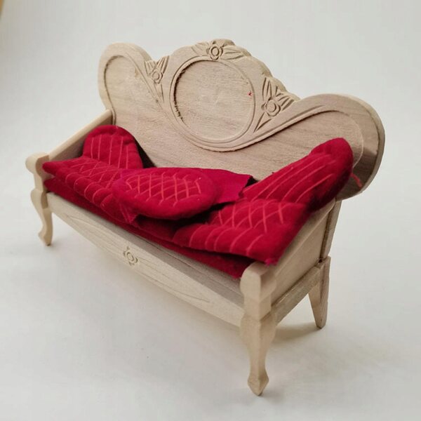 1:12 Miniatursofa im Vintage-Stil für Puppenhäuser aus Holz und Samt