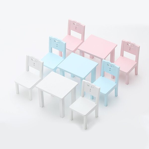 Miniature sedia in legno blu per casa delle bambole 1:12, design realistico