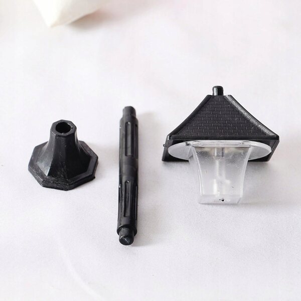Lot de 2 mini lampadaires pour maisons de poupées à l'échelle 1:12 avec lumière bicolore