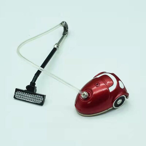 Mini aspirapolvere rosso per casa delle bambole 1:12 in legno accessorio
