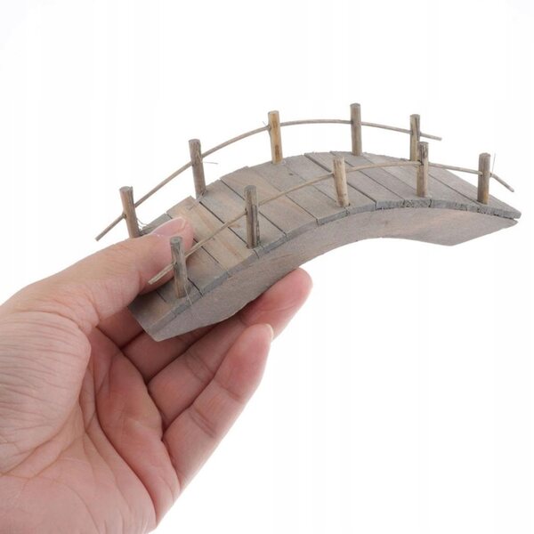 Miniatura ponte ad arco in legno per giardini fatati e case delle bambole 1:12