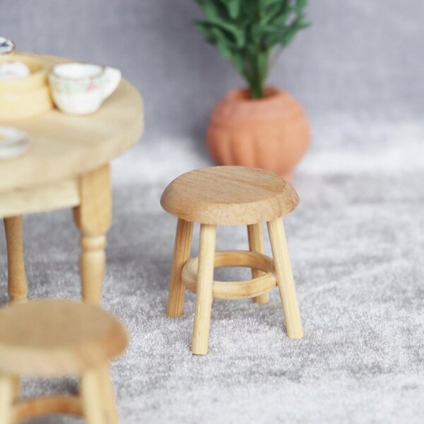 1:12 Runder Holzhocker Miniatur für Puppenhausküche und Esszimmer
