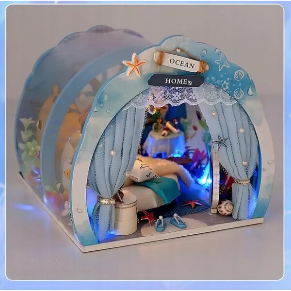 Miniatura Casa delle Bambole Ocean House con Illuminazione LED 16x18x14,5 cm
