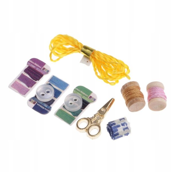 Set Miniature Strumenti da Cucito in Stile Vintage per Casa delle Bambole Scala 1:12