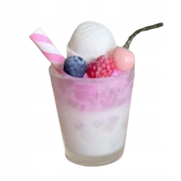 Miniatuur koffiekopje met ijs voor een poppenhuis op schaal 1:6 - decoratieve accessoires