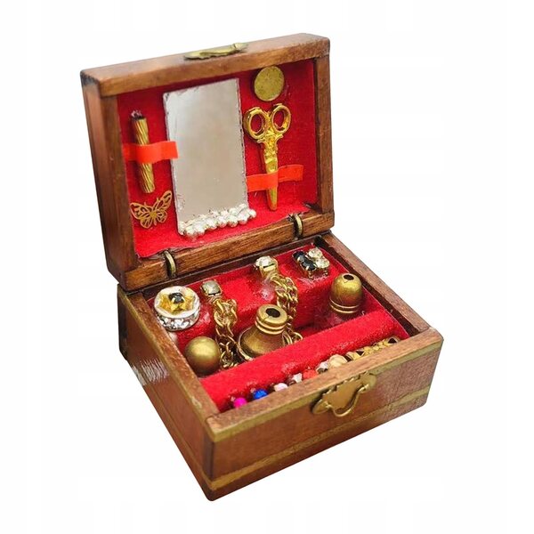 Miniatura scrigno vintage in legno per casa delle bambole 1:12, dimensioni 3.5x2.8x2cm