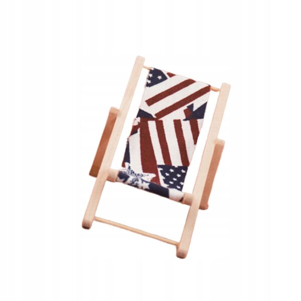 Miniatura di Sedia da Spiaggia in Legno per Casa delle Bambole 11x5.7x5.5 cm
