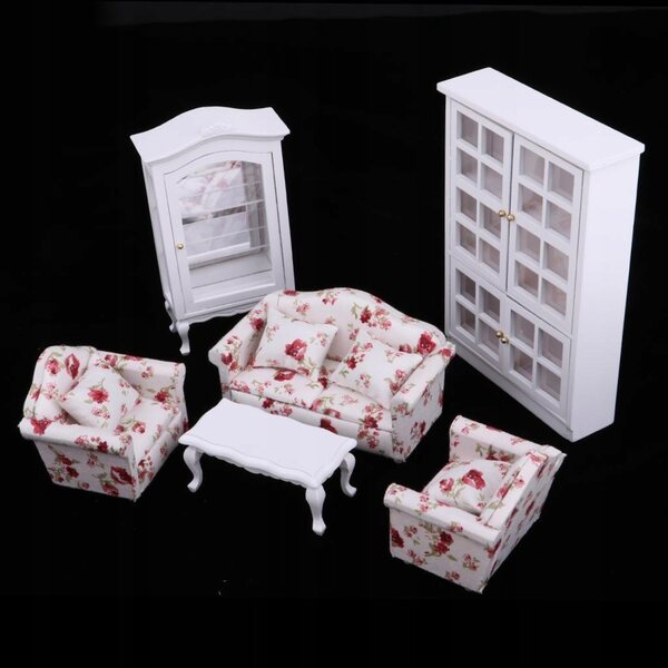 Cottage per Bambole in Legno con Divano, Tavolino e Vetrina Scala 1:12