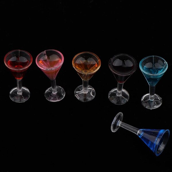 Set 6 Bicchieri Miniatura Cocktail Multicolore per Casa delle Bambole 1:12