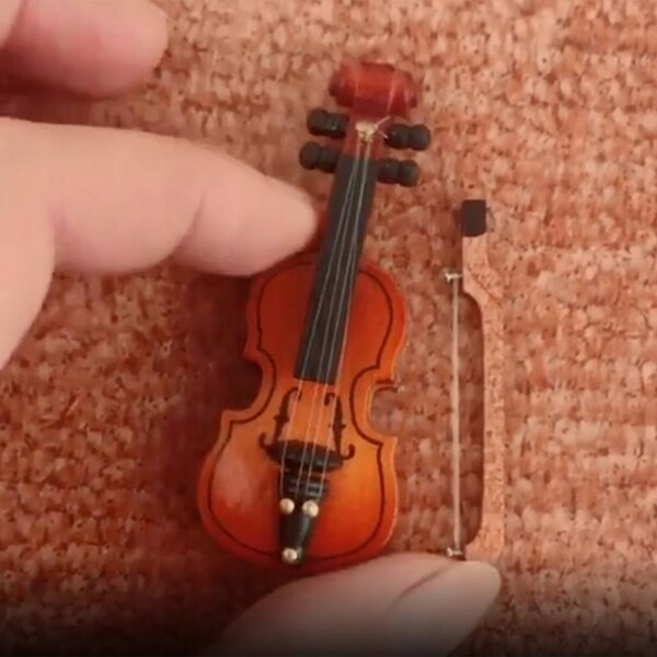 Miniatura Violino in Legno 1:12 per Domestici - Accessorio Decorativo
