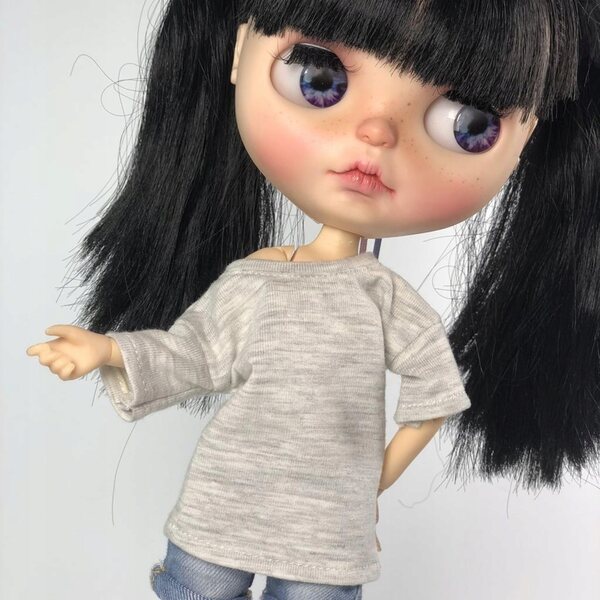 Casual grijs t-shirt voor 1/6 Blythe BJD poppen, handgemaakte kleding