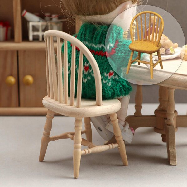 Mini Sedia in Legno Vintage per Casa delle Bambole Accessorio Realistico