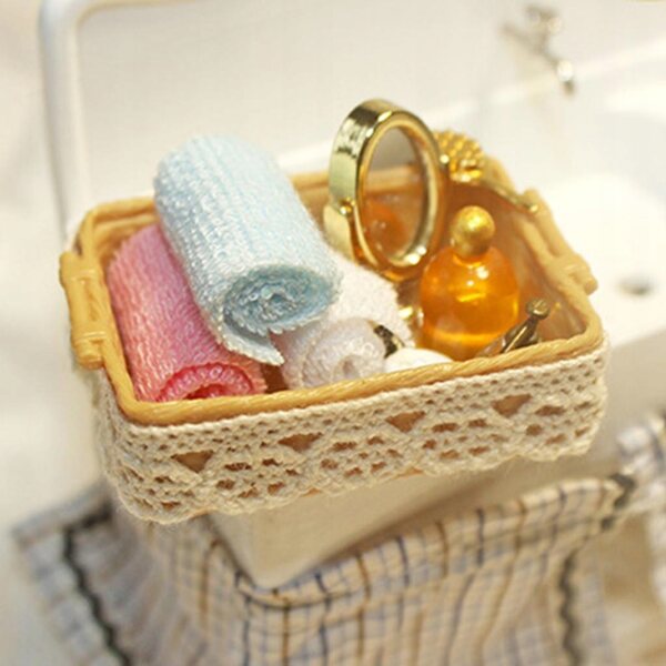 Miniatura cestino bagno per casa delle bambole in scala 1:12 e 1:6, tessuto e resina