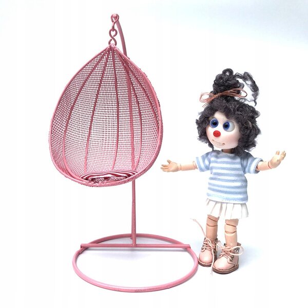Casa delle bambole in metallo in scala 1:12 con altalena rosa e mobili in miniatura