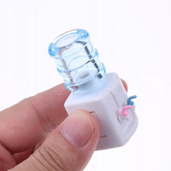 Miniature per Casa delle Bambole 1:12 - Set di Mobili e Accessori Plastici