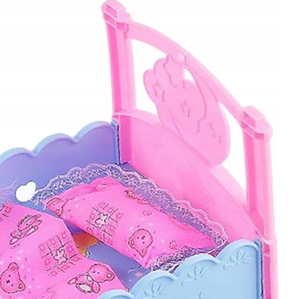 Casa delle bambole TrendyNest con letto e biancheria da letto in tessuto per bambini