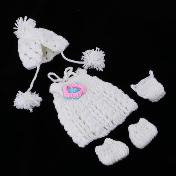Abito in lana bianca per bambole 30 cm con cappello e scarpe artigianali