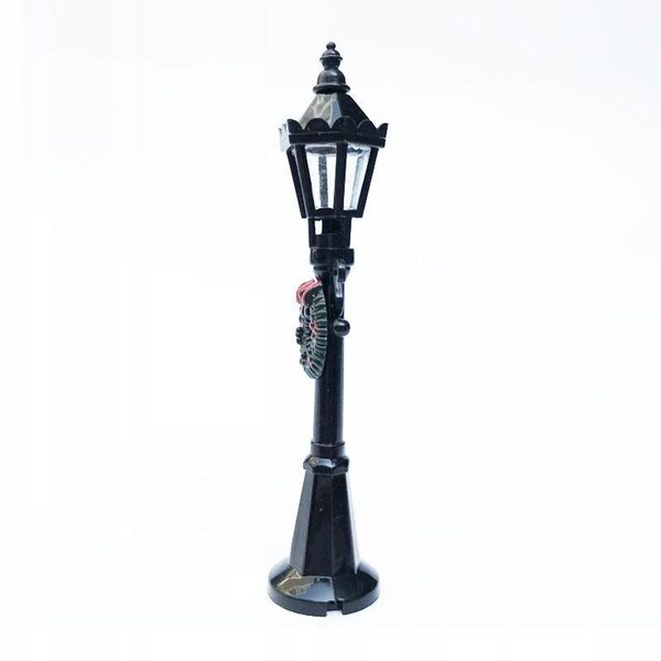 Set Miniature Mobili Giardino 1:12 per Casa delle Bambole con Panca e Lampione