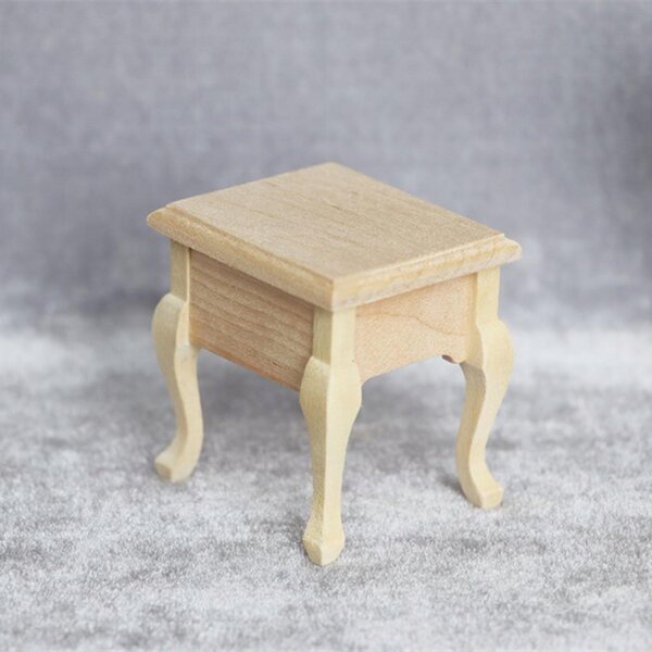 Mini tavolino notturno in legno per casa delle bambole scala 1:12
