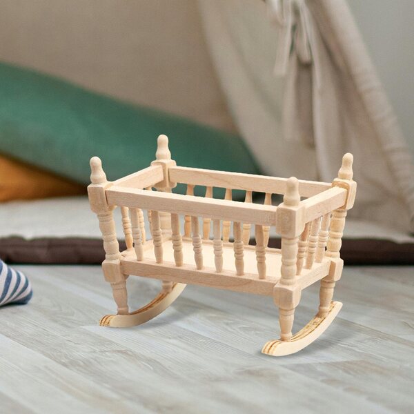Miniatuur houten wieg 1:12 voor poppenhuis, handgemaakt decoratief accessoire