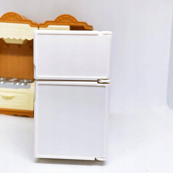 Lodiglia in Legno per Casa delle Bambole Scala 1:12 con Due Porte - Mobili Cucina