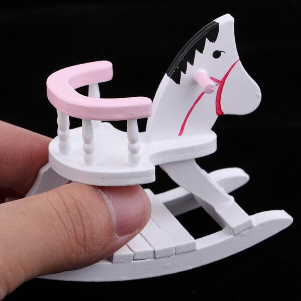 Miniatura Cavallo a Dondolo in Legno 1:12 per Casa delle Bambole Decorazione