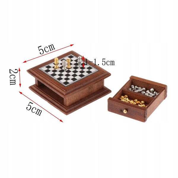 Miniatura Scacchiera Con 32 Pedine in Metallo per Casa Bambole 1:12