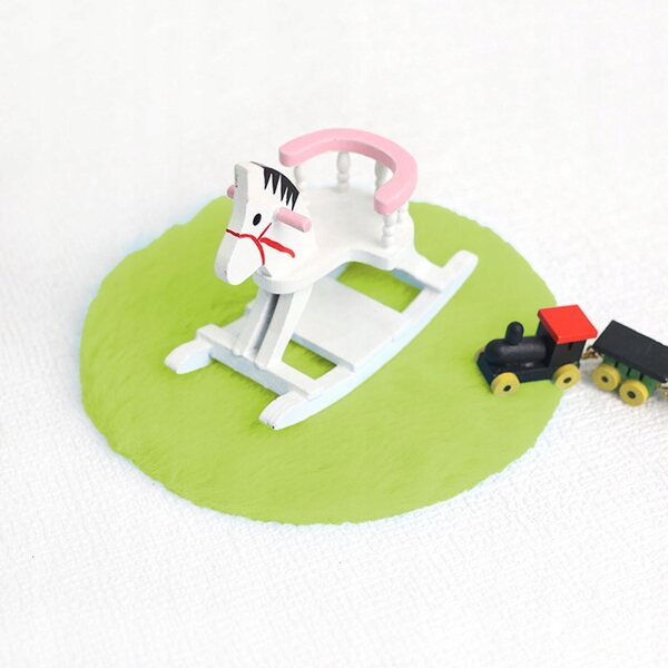 Mini grüner Plüschteppich für Puppenhaus im Maßstab 1:12, Durchmesser 12 cm