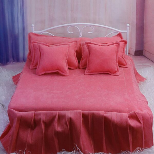 1:6 Puppenhaus-Bett aus Schmiedeeisen im europäischen Stil, rosa