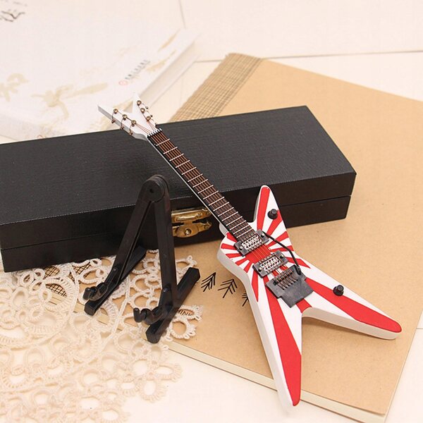 Modello miniatura chitarra elettrica in legno scala 1:6 per casa delle bambole