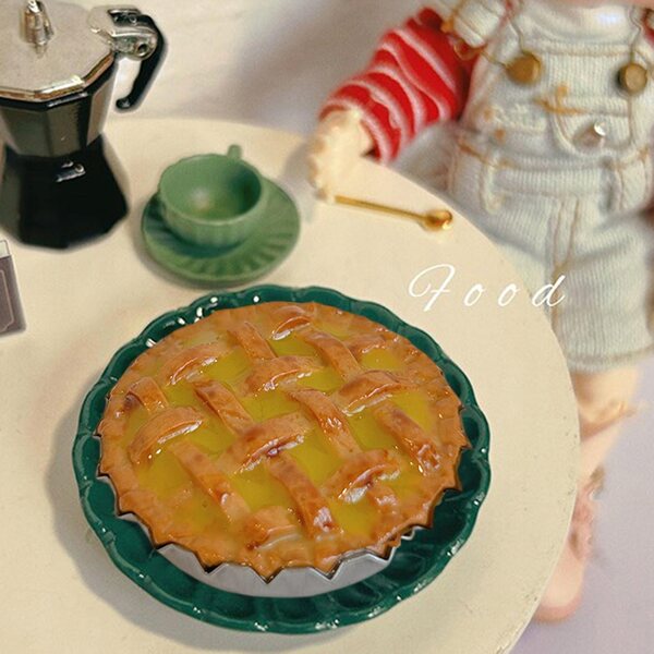Miniatura dolce applepie in resina per casa delle bambole scala 1/6 1/12 gialla