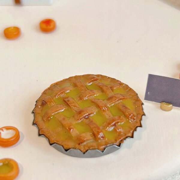 Miniatura dolce applepie in resina per casa delle bambole scala 1/6 1/12 gialla