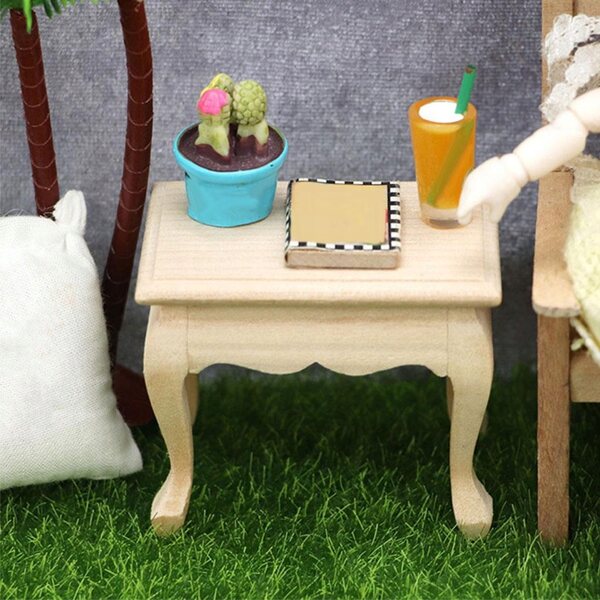 Mini Tavolo in Legno 1:12 per Case delle Bambole - Accessorio Decorativo