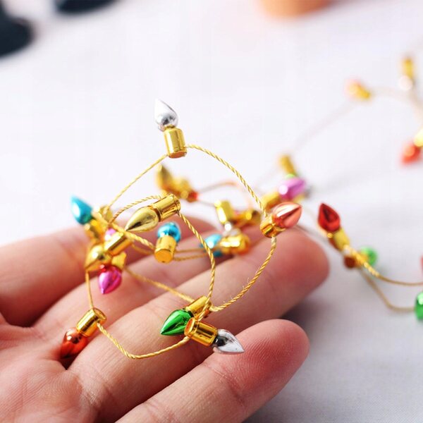 Catena Luminosa per Casa delle Bambole 1:6/1:12 - Accessorio Decorativo Multicolore